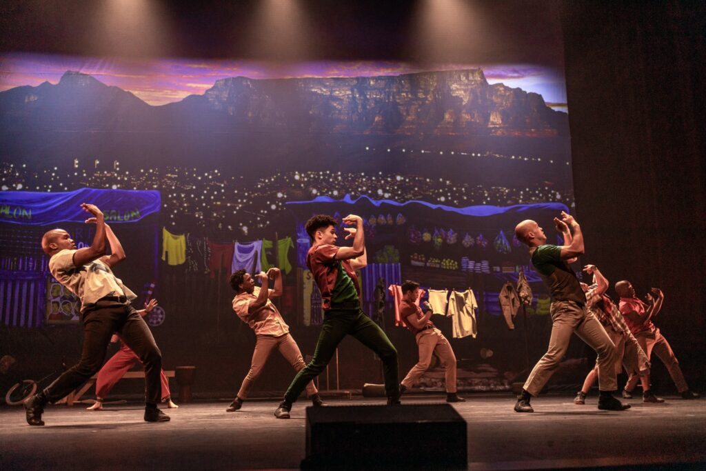 spectacle de cirque Moya